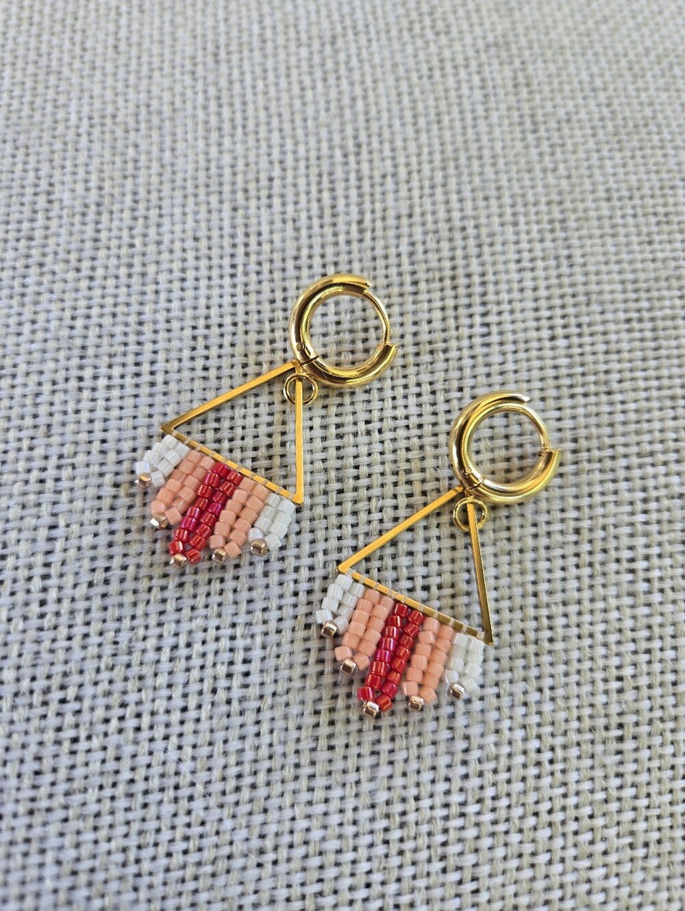 New Handmade Sage Bohème Triangle Drop Earrings On Huggies - Gold, White, Red